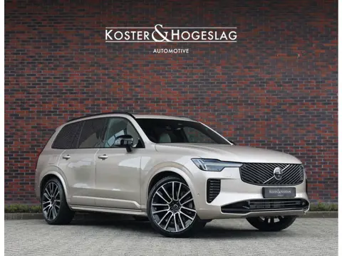 Volvo XC90 T8 AWD Ultra Dark | Pano - Trekhaak - Luchtvering