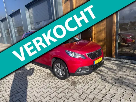 Peugeot 2008 1.2 automaat I pano l 35549 km l trekhaak Blue Lion