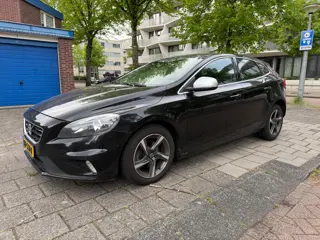 Volvo V40 2.0 D2 Summum Business Euro 6 Black Edition NW APK