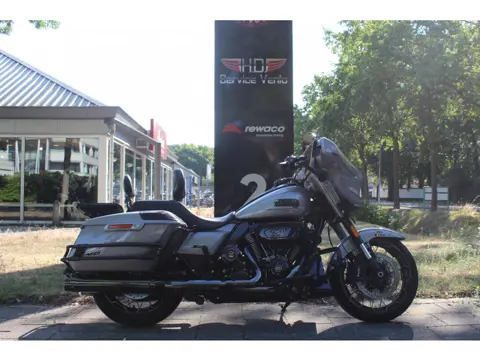 Harley-Davidson Street Glide  CVO Streetglide