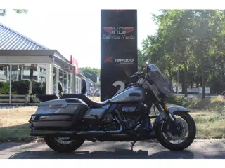 Harley-Davidson Street Glide  CVO Streetglide