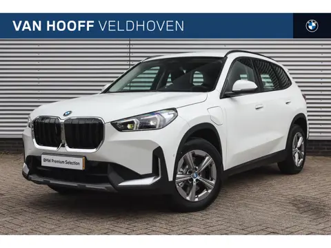 BMW X1 xDrive25e Automaat / Trekhaak / Adaptieve LED / Parking Assistant Plus / Comfort Access / Hea