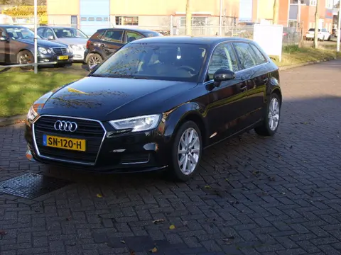 Audi A3 Sportback 1.5 TFSI 150 P.K. CoD Design Pro Line
