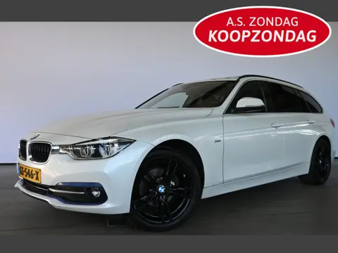 BMW 3 Serie Touring 318i Luxury Clima Navigatie LED Panoramadak 18'Inch Goed Onderhouden! Inruil Mog
