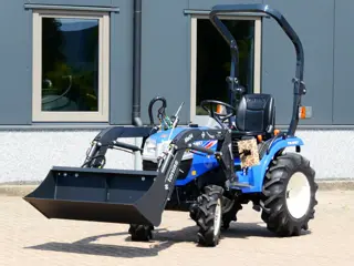 Iseki TM3187 4wd / 0124 Draaiuren / Vooralder