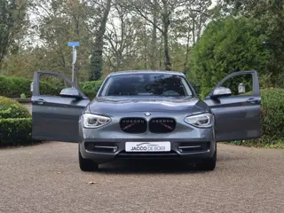 BMW 1-serie 116i Sportline M-sportstoelen Xenon Stoelverwarming