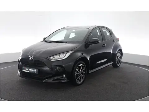 Toyota Yaris 1.5 VVT-i Business Plus (bj 2021)