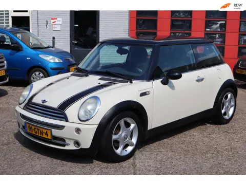 Mini 3-Deurs 1.6 Cooper Pepper , AIRCO, LM VELG , NWE APK