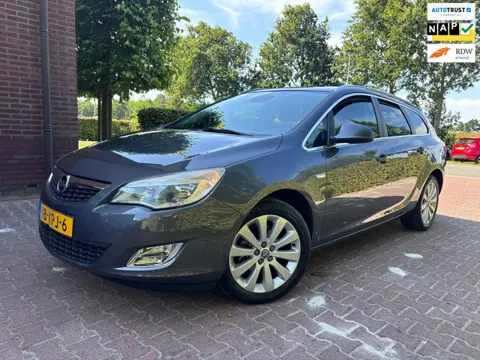 Opel Astra Sports Tourer 1.4 Cosmo