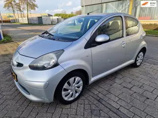 Toyota Aygo 1.0-12V + Automaat, Apk, Nap, Goed rijdend, Inruil mogelijk.