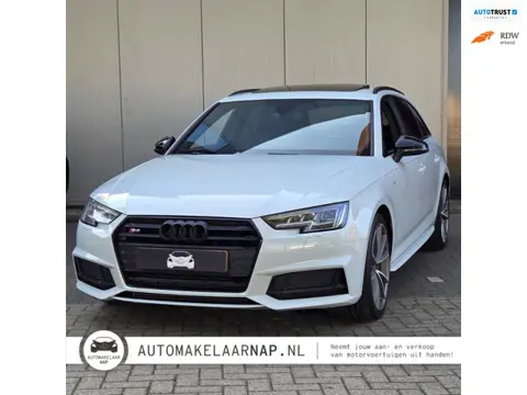Audi A4 Avant 3.0 TFSI S4 quattro Pro Line Plus / Pano / Carbon / RS STOELEN / Memory Seats / Elec. 