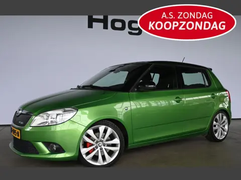 Škoda Fabia 1.4 TSI RS 180PK! Automaat Clima Carplay Cruise Control Stoelverwarming Inruil Mogelijk!