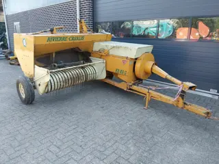 Riviera Casalis KR 49 G Balenpers Hooipers Stropers