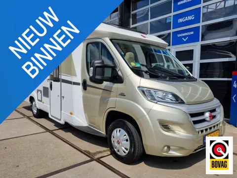 Bürstner Nexxo time t740 40.000 KM.  / QUEENSBED / LEER / LPG / GARAGE / PANORAMADAK