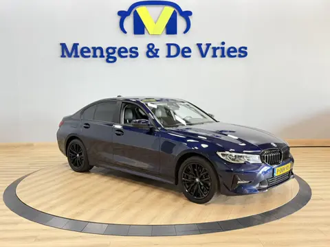 BMW 3-serie 320e Business Edition Plus Airco ECC | Camera | Memory | Keyless | Laser | Leder | Stoel