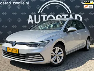Volkswagen Golf 1.0 eTSI Life Automaat / NL-Auto / Virtual Cockpit / NAP / APK / Airco / Navi
