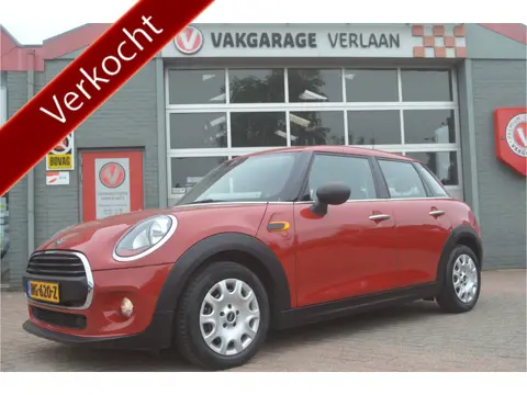 MINI 5-deurs 1.2 One Salt Business (bj 2015)