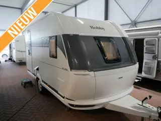 Hobby De Luxe 400 SFE NU BIJ VAN EIJK CARAVANS!