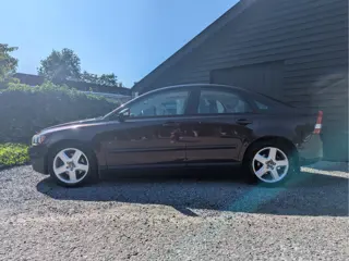 Volvo S40 2.4i Momentum (bj 2005, automaat)