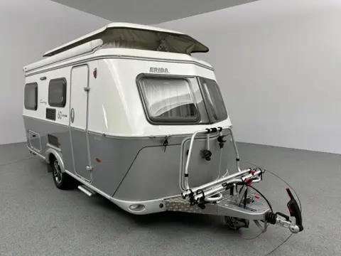 Eriba Touring Troll 542 60 Edition Cassetteluifel