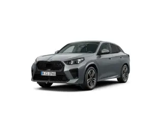 BMW X2 sDrive20i | M-Sport Pro | 19'' | Panorama. | Elek. stoel | Harman/Kardon | Driv. Prof. | Park