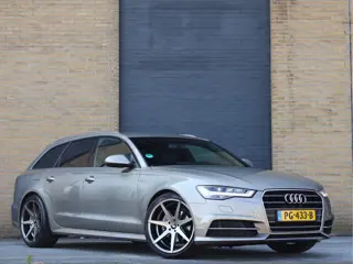 Audi A6 Avant 1.8 TFSI ultra S line Automaat 20'' JR20 | NL Auto | BOSE | Navi