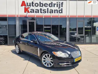 Jaguar XF 4.2 V8 Premium Luxury 300 PK - Leder - Camera - Open Dak - Xenon