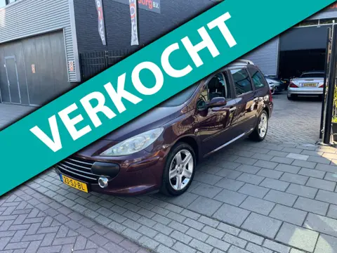 Peugeot 307 SW 2.0-16V XSi Trekhaak Airco Pano PDC Navi NAP APK