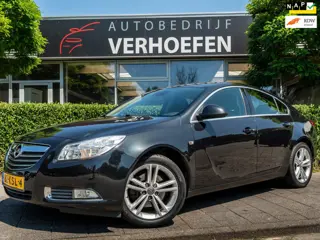 Opel Insignia 1.6 T Edition - CRUISE / CLIMATE CONTR - PARK SENSOREN - ONDERHOUD AANWEZIG !