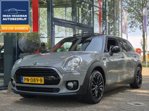 MINI Clubman 1.5 Cooper Salt Business | Panoramadak | Navigatie | Climate Control | Cruise Control |