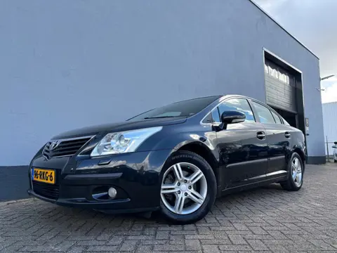 Toyota Avensis 1.8 VVTi Business