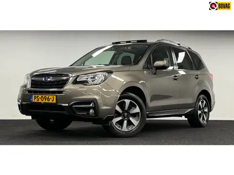 Subaru Forester 2.0 Luxury AWD*Automaat*Panodak*Trekhaak*Camera*Leder*Stoelverw*Navi*