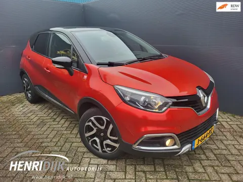 Renault Captur 1.2 TCe Helly Hansen Automaat / Camera / Stoelverwaming / Trekhaak
