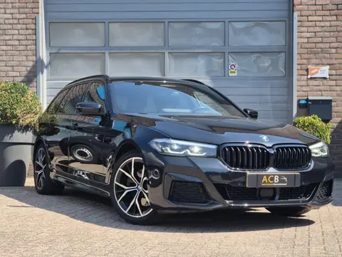 BMW 5 Serie Touring 520d Business Edition Plus M/ Panorama dak