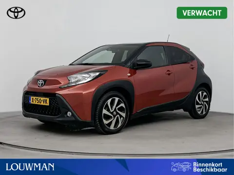 Toyota Aygo X 1.0 VVT-i MT Pulse | Stoelverwarming | Achteruitrijcamera |