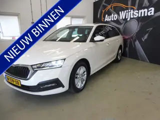 Škoda Octavia Combi 1.5 e-TSI Business Edition Trekhaak | Cruise | LED | Privacyglas | LMV 16"| NL a