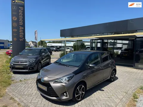 Toyota Yaris 1.5 Hybrid Active|Pano|Cam|Keyless
