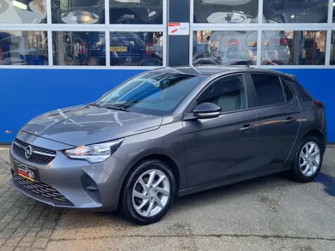 Opel Corsa 1.2 PureTech 75PK / Carplay / All season banden / Stoel en stuurverwarming / Cruise contr