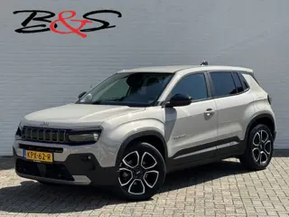 Jeep AVENGER Summit 54 kWh SOH 96% Clima Camera Carplay PDC voor en achter Half Leder