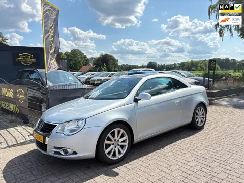 Volkswagen Eos 2.0-16v FSI BOMVOL,AIRCO,LEDEREN BEKLEDING,6BAK,NAVI,SCHUIFKANTELDAK,MET APK