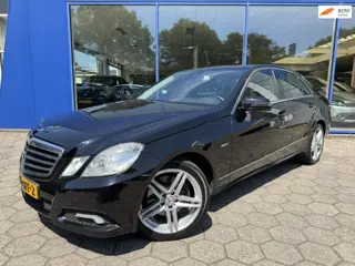 Mercedes-Benz E-klasse 250 CGI Business Class Avantgarde Nieuwe APK! Trekhaak - Navi
