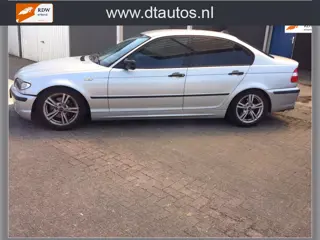 BMW 3-serie 316i Black & Silver