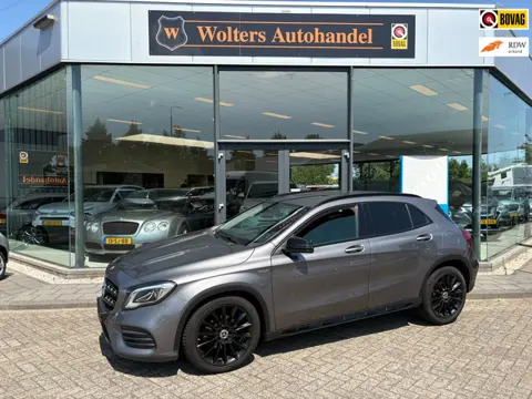 Mercedes-Benz GLA-klasse 180 Business Solution AMG Upgrade Edition