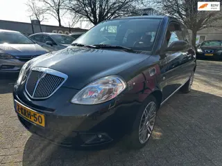 Lancia Ypsilon 1.4-16V Platino, Automaat,leer , opendak