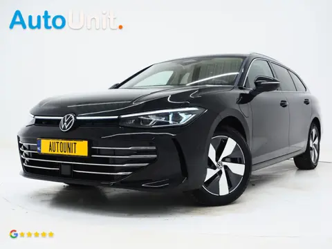Volkswagen Passat Variant 1.5 eHybrid Elegance | 5 Jaar Garantie | Panoramadak | Leder | Trekhaak | 