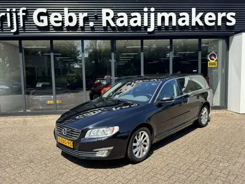 Volvo V70 2.0 D4 Nordic+ *Navi*ECC*AHK* (bj 2015)