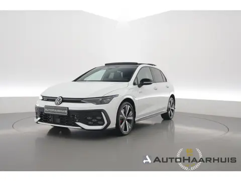 Volkswagen Golf 1.5 eHybrid GTE 272pk | Pano | Stoelventi. | Leder | Memory | IQ. Light | 360cam | 1