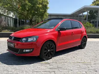 Volkswagen Polo 1.2 TSI Highline / Pdc / Panorama dak / Dealer onderhouden / Airco / Lm velgen