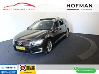 Volkswagen Passat GTE Pano Zwarte hemel Groot Navi EL Aklep Leder