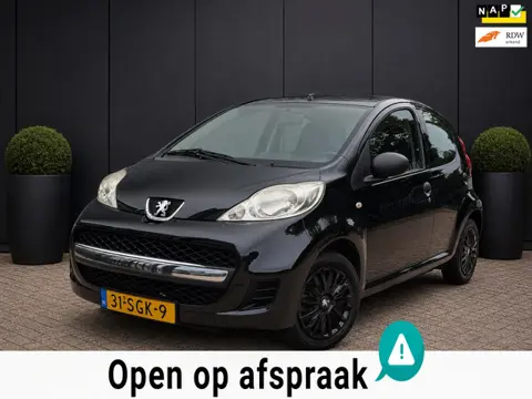 Peugeot 107 1.0-12V XR AIRCO APPLE CARPLAY APK 06-06-2027 NAP 5 DEURS